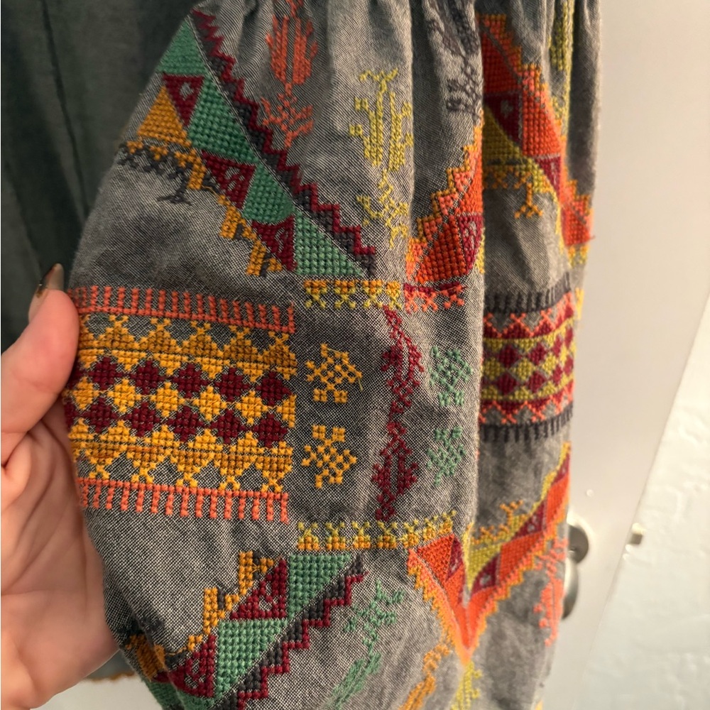 Uncle Frank Gray Long-Sleeve Embroidered Dress with Multicolor Accents Size L - Picture 2 of 8